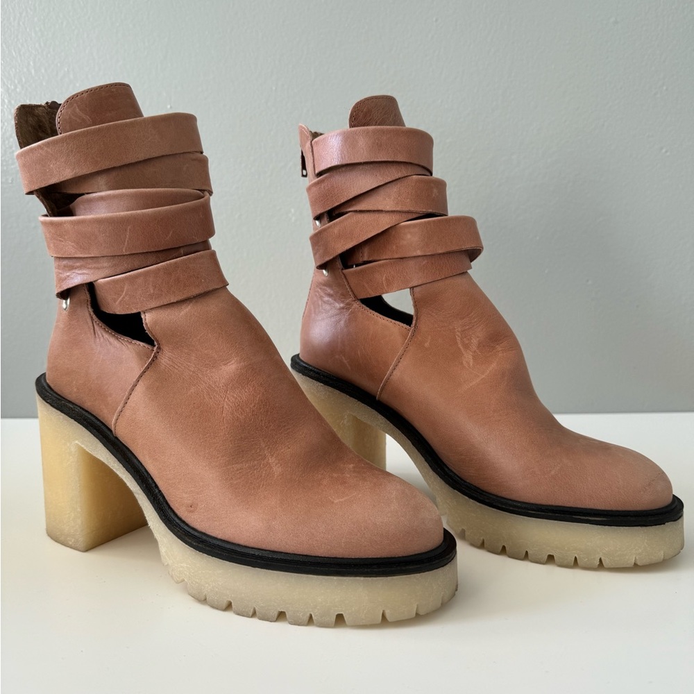 NEW! Free People Jesse Cutout Boot in English Tan